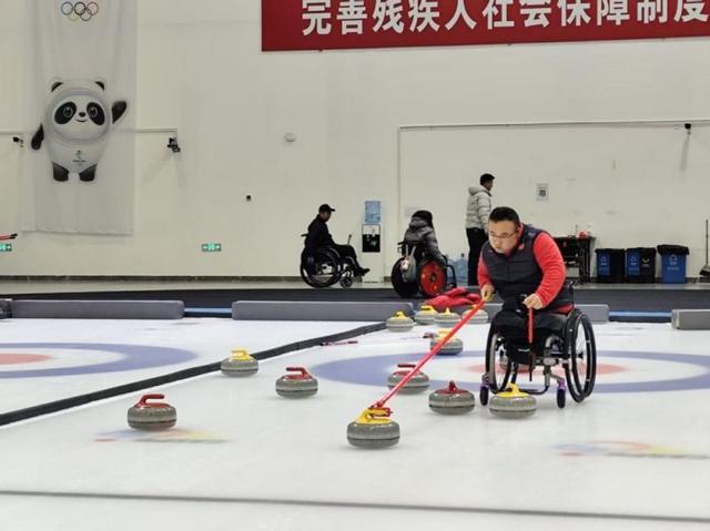 app下载-冰上逐梦正当时，中国残疾人运动员全力备战米兰冬残奥会